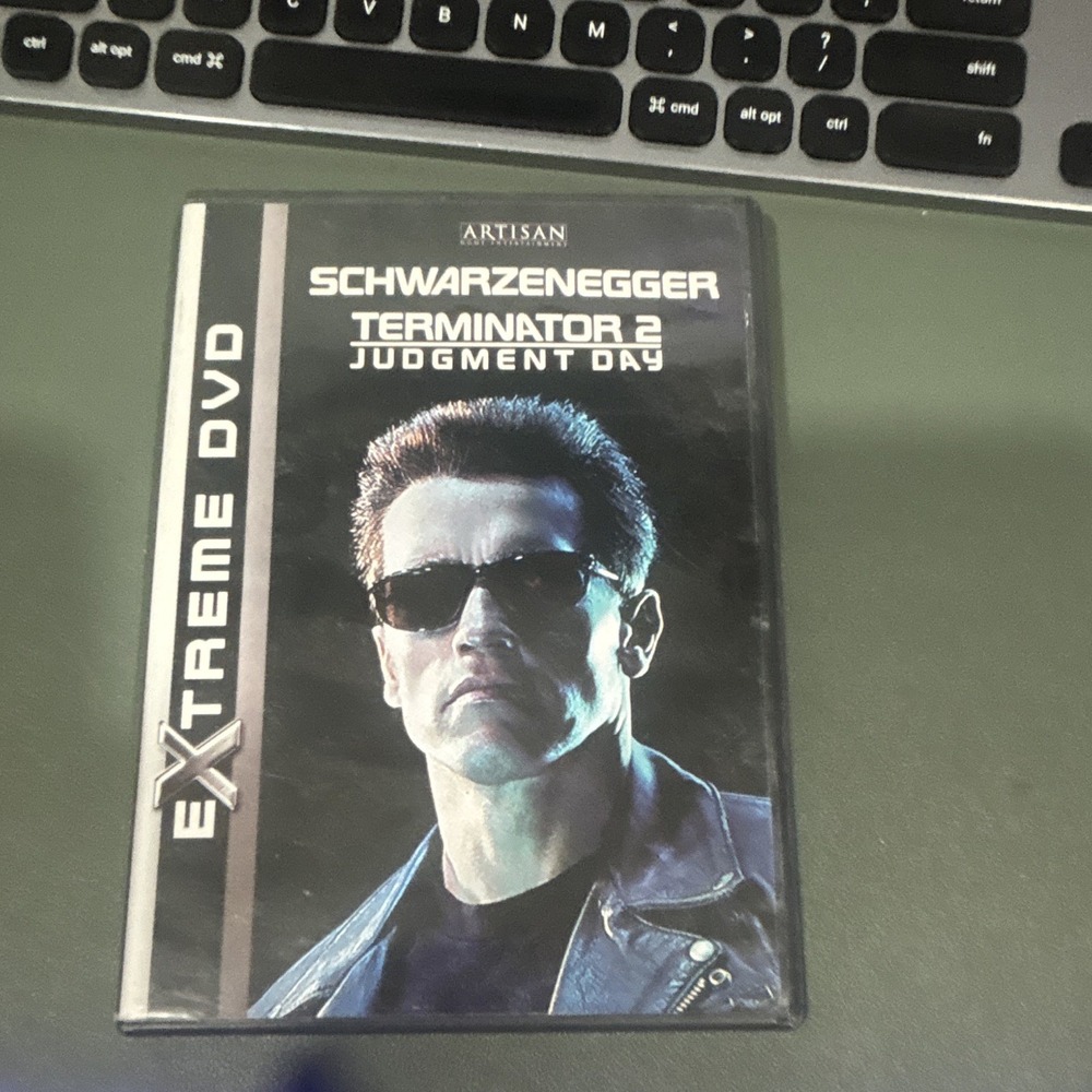 Terminator 2: Judgment Day Extreme DVD (2-Disc) Schwarzenegger (R) ARTISAN